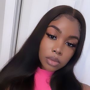 Meet your Posher, Desiree